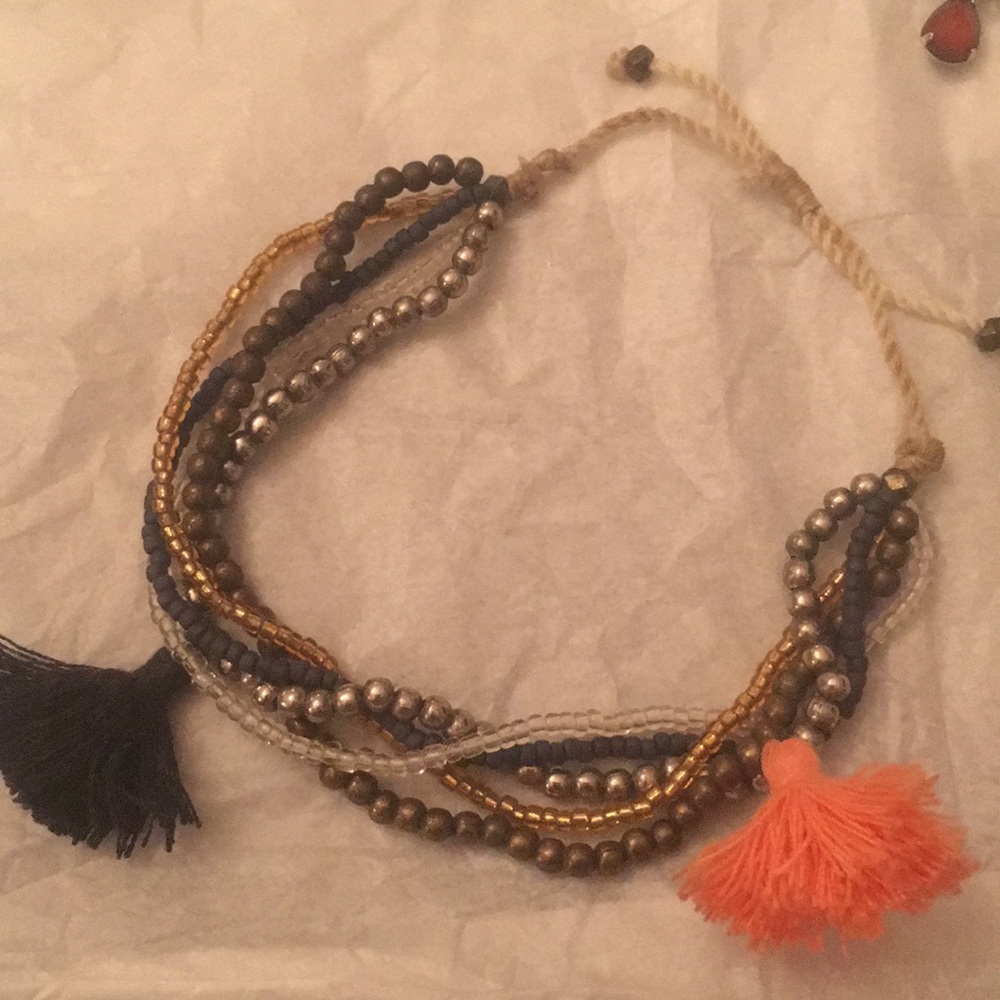 Bead/tassel drawstring bracelet